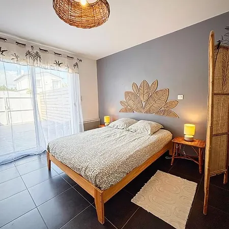 アパート Beauregard ラ・ロシェル